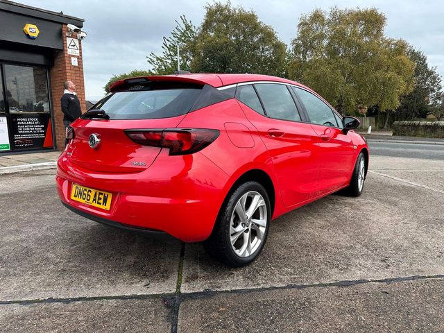 Vauxhall Astra 1.4i Turbo SRi Euro 6 5dr (2016) - Picture 10