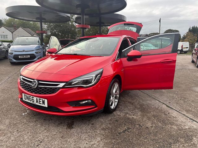 Vauxhall Astra 1.4i Turbo SRi Euro 6 5dr (2016) - Picture 22