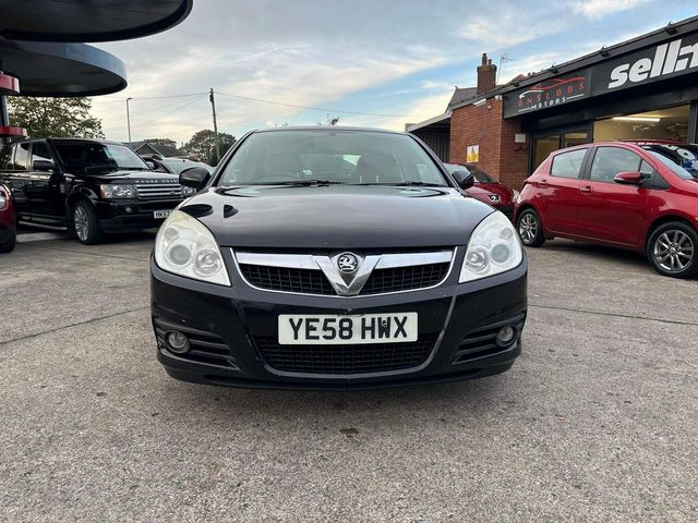 Vauxhall Vectra 1.8 VVT Exclusiv 5dr (2008) - Picture 3