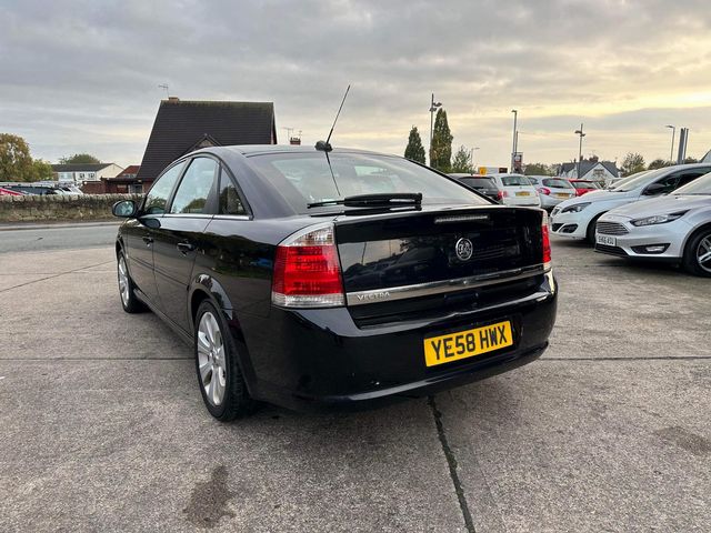 Vauxhall Vectra 1.8 VVT Exclusiv 5dr (2008) - Picture 6