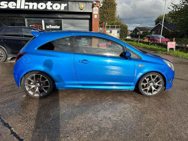 Vauxhall Corsa 1.6T 16V VXR Euro 5 3dr (2012) - Picture 11