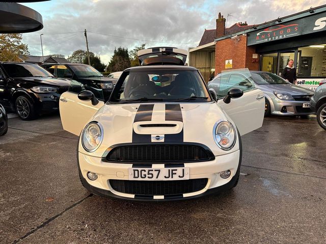 MINI Hatch 1.6 Cooper S Euro 4 3dr (2007) - Picture 20