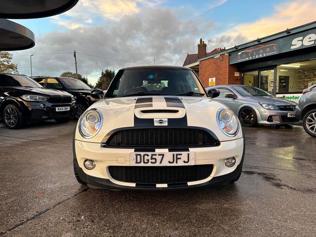 MINI Hatch 1.6 Cooper S Euro 4 3dr (2007) - Picture 2