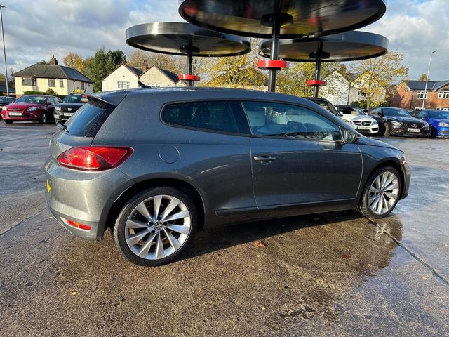 Volkswagen Scirocco 2.0 TSI BlueMotion Tech GT DSG Euro 6 (s/s) 3dr (2016) - Picture 9