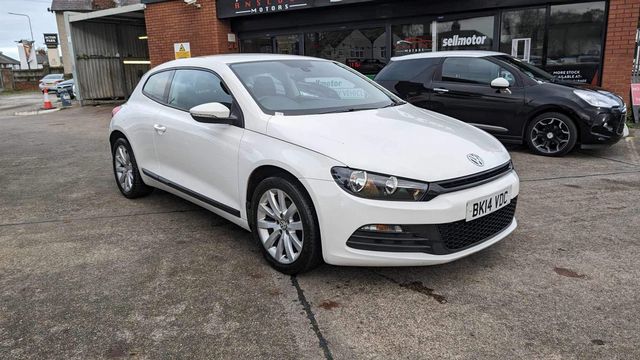 Volkswagen Scirocco 2.0 TDI BlueMotion Tech Euro 5 (s/s) 3dr (Nav) (2014) - Picture 11