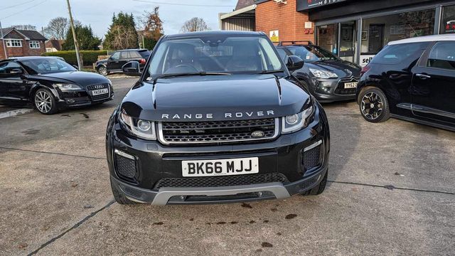 Land Rover Range Rover Evoque 2.0 TD4 SE Tech 4WD Euro 6 (s/s) 5dr (2016) - Picture 2