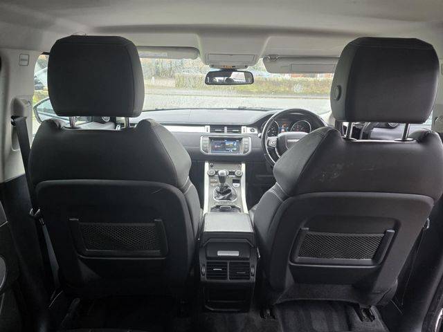 Land Rover Range Rover Evoque 2.0 TD4 SE Tech 4WD Euro 6 (s/s) 5dr (2016) - Picture 11