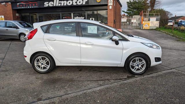 Ford Fiesta 1.0T EcoBoost Zetec Euro 5 (s/s) 5dr (2013) - Picture 12