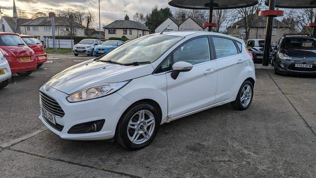 Ford Fiesta 1.0T EcoBoost Zetec Euro 5 (s/s) 5dr (2013) - Picture 5