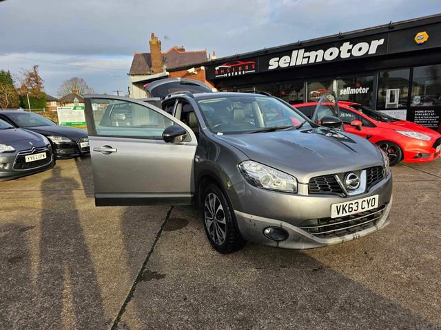 Nissan Qashqai 1.5 dCi 360 2WD Euro 5 5dr (2013) - Picture 22