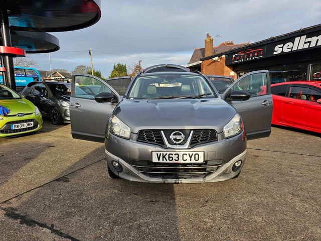 Nissan Qashqai 1.5 dCi 360 2WD Euro 5 5dr (2013) - Picture 24