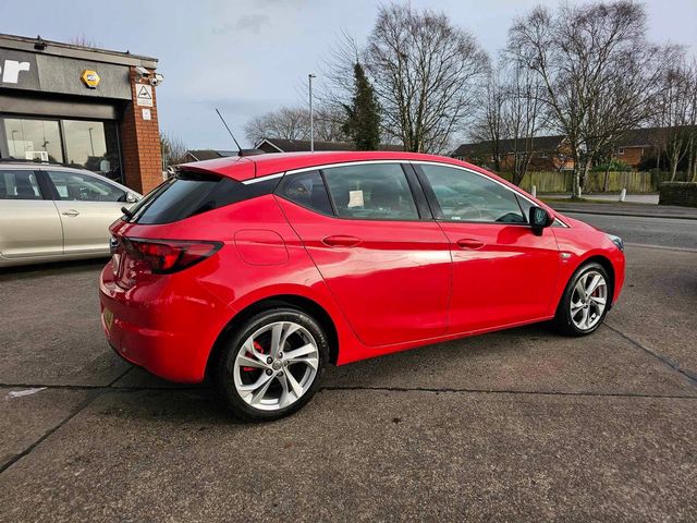 Vauxhall Astra 1.6 CDTi ecoTEC BlueInjection SRi Euro 6 5dr (2017) - Picture 12