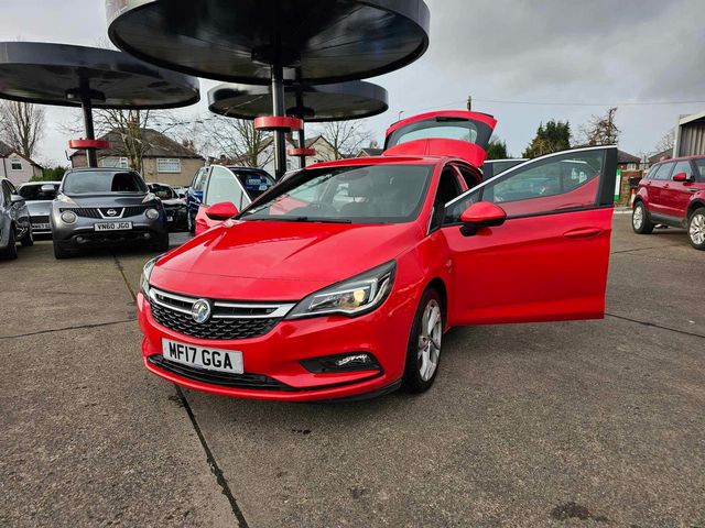 Vauxhall Astra 1.6 CDTi ecoTEC BlueInjection SRi Euro 6 5dr (2017) - Picture 21