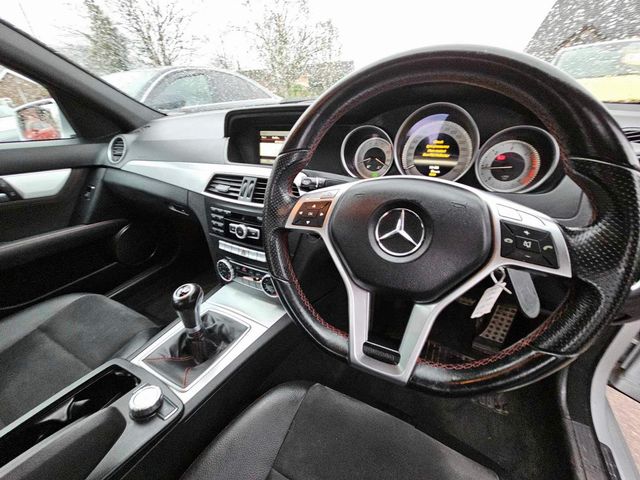 Mercedes-Benz C Class 2.1 C250 CDI BlueEfficiency AMG Sport Plus Euro 5 (s/s) 4dr (2012) - Picture 14