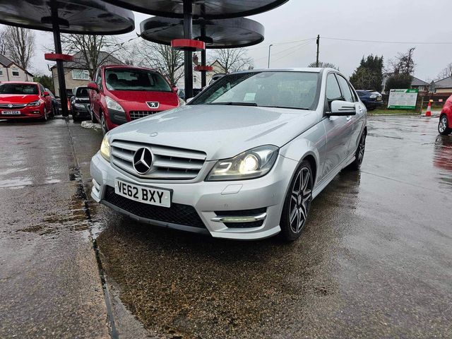 Mercedes-Benz C Class 2.1 C250 CDI BlueEfficiency AMG Sport Plus Euro 5 (s/s) 4dr (2012) - Picture 2