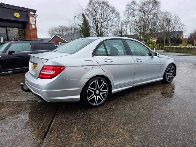 Mercedes-Benz C Class 2.1 C250 CDI BlueEfficiency AMG Sport Plus Euro 5 (s/s) 4dr (2012) - Picture 6