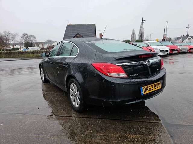 Vauxhall Insignia 2.0 CDTi ecoFLEX SRi Euro 5 (s/s) 5dr (2013) - Picture 9