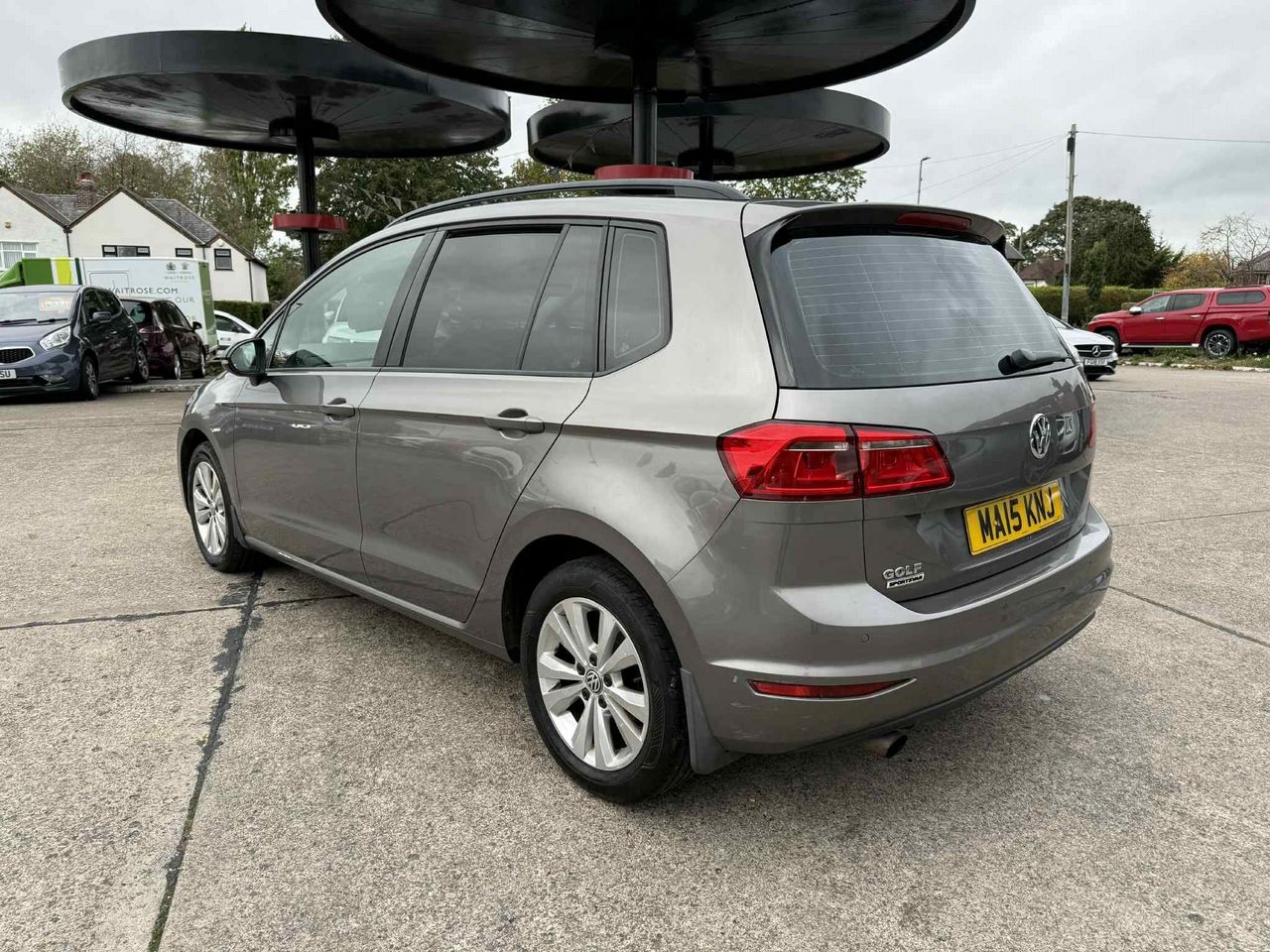 Volkswagen Golf SV 1.6 TDI BlueMotion Tech SE Euro 6 (s/s) 5dr - Picture 4 of 22