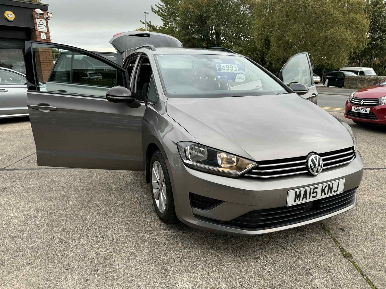 Volkswagen Golf SV 1.6 TDI BlueMotion Tech SE Euro 6 (s/s) 5dr - Picture 5 of 22