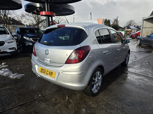 Vauxhall Corsa 1.4 16V SXi Euro 5 5dr (A/C) (2011) - Picture 17