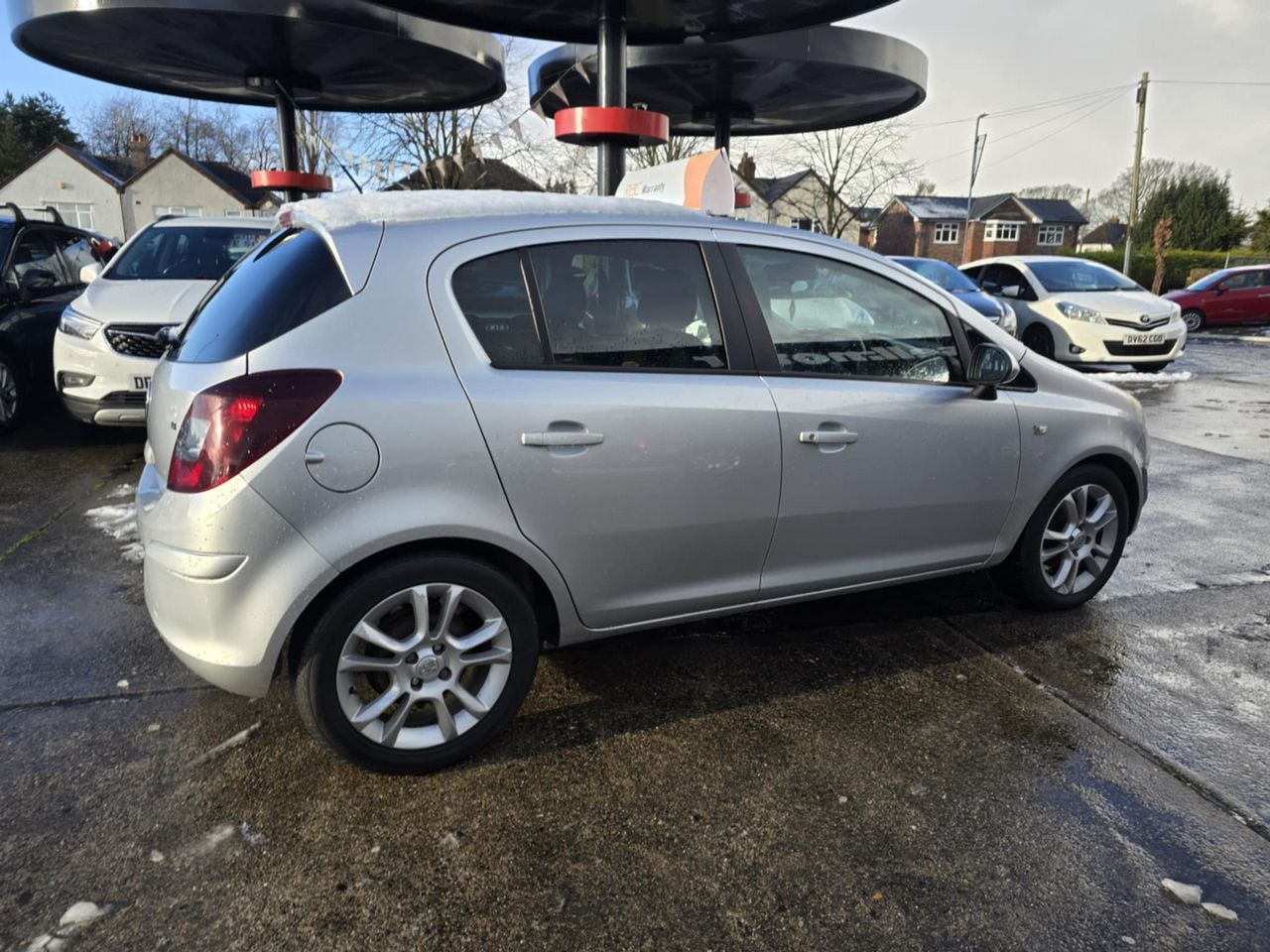 Vauxhall Corsa 1.4 16V SXi Euro 5 5dr (A/C) - Picture 3 of 17