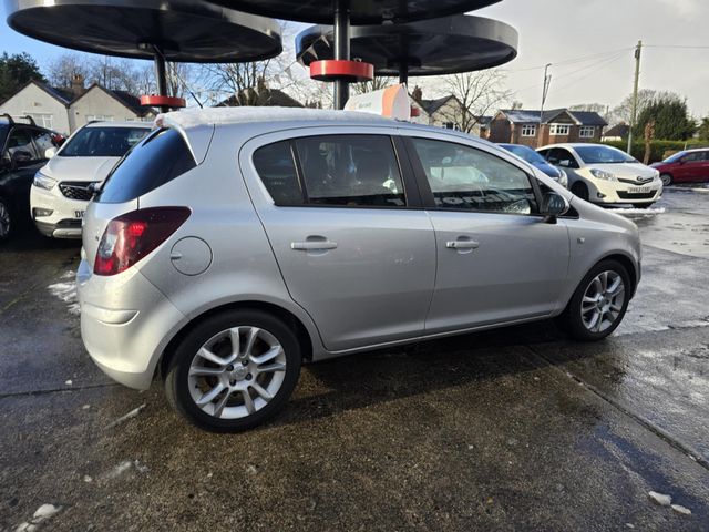 Vauxhall Corsa 1.4 16V SXi Euro 5 5dr (A/C) (2011) - Picture 3