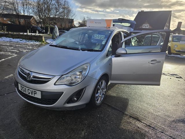 Vauxhall Corsa 1.4 16V SXi Euro 5 5dr (A/C) (2011) - Picture 9